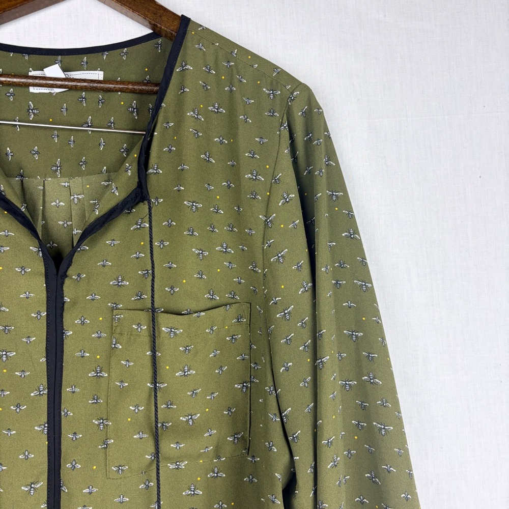 Libby Edelman Bee Print Blouse Olive Green Tassel Tie Split Neck Top Womens XL - Picture 11 of 13